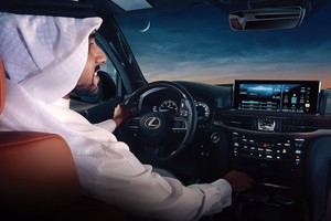 'لكزس' تطلق أقوى عروض الخدمة الحصرية