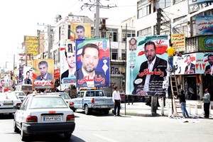 إيران: رئيس بلدية طهران المحافظ قاليباف ينسحب من السباق الرئاسي