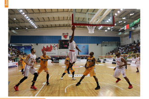 سوالف رياضية... من هو سبب الخسارة التاريخية لسلة الأهلي؟