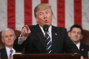 البيت الأبيض يعلن أن ترامب سيلقي خطاباً عن 'رؤية سلمية للإسلام' خلال زيارته إلى الرياض