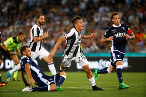 يوفنتوس يتطلع لحسم لقب الدوري الإيطالي عبر بوابة كروتوني