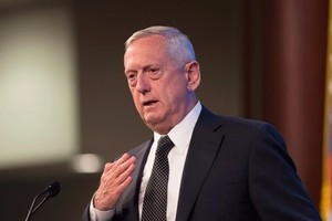 ماتيس يؤكد ان خياراً عسكرياً مع كوريا الشمالية سيكون 'مأسوياً'