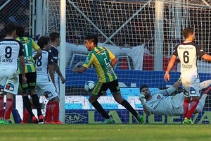بالفيديو... سان لورينزو يسقط أمام ألدوسيفي في الدوري الأرجنتيني وبوكا جونيورز يغرد منفردا على الصدارة