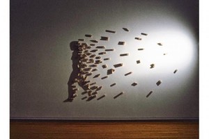 القصة القصيرة : فعل ماض