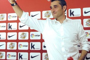 فالفيردي لا يريد تأكيد تدريبه لبرشلونة