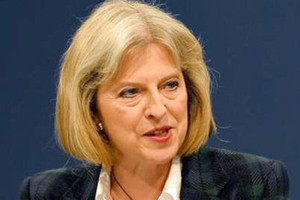 بريطانيا تنشر الجيش وترفع مستوى التهديد الأمني بعد هجوم مانشستر