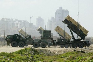 رويترز: إيران أقامت ثالث مصنع تحت الأرض للصواريخ الباليستية