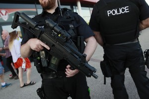 الحملة الانتخابية في بريطانيا تستأنف بعد اعتداء مانشستر