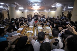 'داعش' يعلن مسئوليته عن هجوم المنيا في مصر