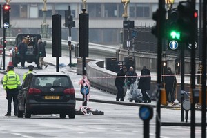 توقيف شاب عمره 19 عاما في التحقيق باعتداء مانشستر