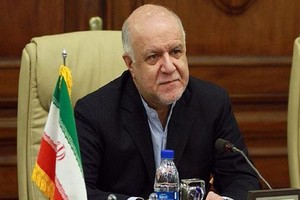 وزير النفط الإيراني: بدء عطاء تطوير حقل آزادجان النفطي الإيراني
