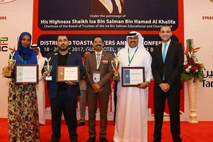 نادي 'أفق توستماسترز' يحصد جوائز القطاع (20)