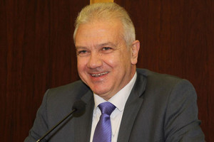 نائب لبناني يفضل وضع مفاوضات قانون الانتخاب على'نار هادئة'