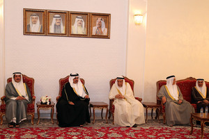 ولي العهد: لقاءات المجالس الرمضانية فرصة للتأكيد على السمات الأصيلة للمجتمع البحريني وهويته الوطنية الجامعة