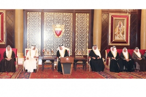 العاهل: أبناء البحرين كانوا دائماً وسيبقون أسرة واحدة وستظل البحرين واحة أمن واستقرار