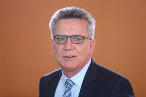 وزير الداخلية الألماني يؤكد عزم بلاده على مواصلة ترحيل طالبي لجوء مرفوضين إلى أفغانستان