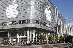 'آبل' دفعت 70 مليار دولار لمطوري التطبيقات منذ 2008